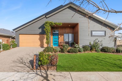 /international/au/33-whiteley-street-mount-duneed-vic-151196768/