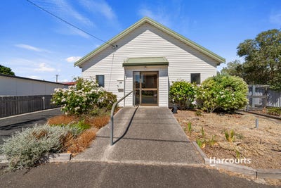/international/au/26-leven-street-ulverstone-tas-150379180/