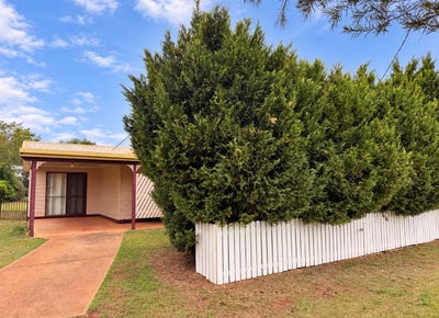 /international/au/50-kingaroy-street-kingaroy-qld-152606872/