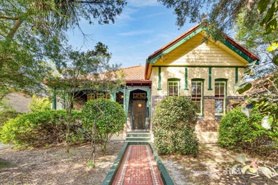 /international/au/44-lenthall-street-kensington-nsw-148591608/?lang=de