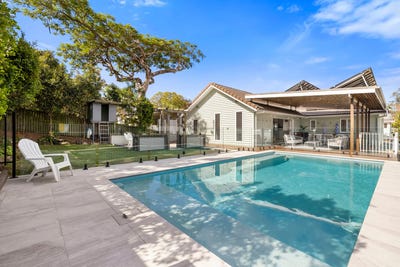 /international/au/6-broadbent-street-ashgrove-qld-152506580/
