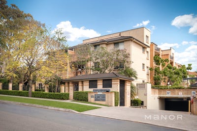 /international/au/18-2-conie-avenue-baulkham-hills-nsw-152445296/