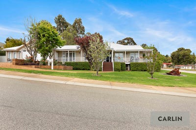/international/au/1-belvedere-rise-roleystone-wa-152648848/