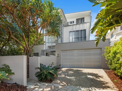 /international/au/12-80-north-shore-road-twin-waters-qld-150804276/