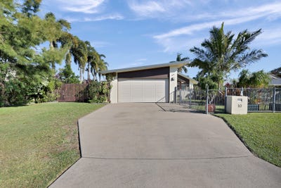 /international/au/10-dustwill-street-eimeo-qld-148482224/