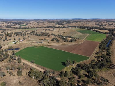 /international/au/148-voss-road-monto-qld-700410064/