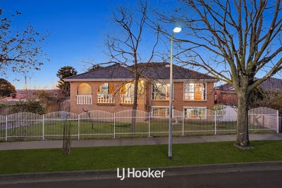 /international/au/1-tench-rise-endeavour-hills-vic-148545172/