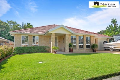 /international/au/51-tradewinds-avenue-summerland-point-nsw-150697372/