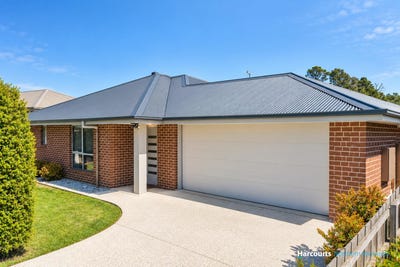 /international/au/44-burghley-street-longford-tas-152605528/