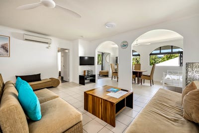 /international/au/6-81-85-cedar-road-palm-cove-qld-150857816/
