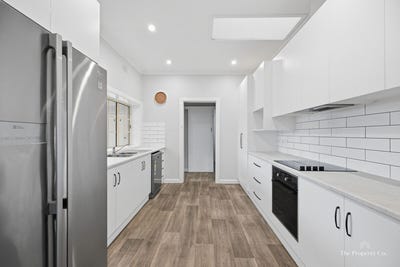 /international/au/16-west-street-mount-gambier-sa-152557056/