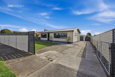 /international/au/66-madden-street-devonport-tas-151162780/