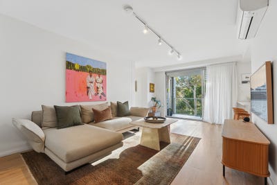/international/au/15-22-28-wellington-street-bondi-nsw-152488124/