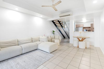 /international/au/228-55-57-clifton-road-clifton-beach-qld-148454976/