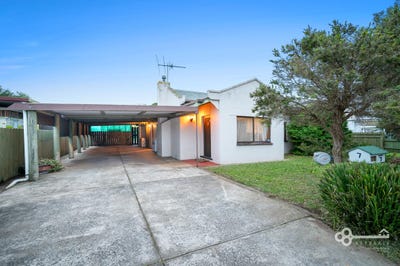 /international/au/7-coolabah-street-mount-gambier-sa-151527016/