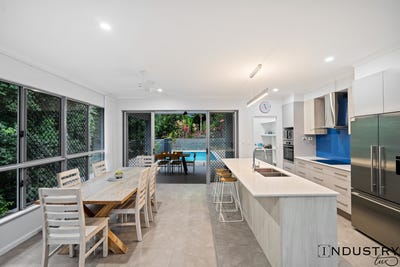 /international/au/67-leonard-street-kewarra-beach-qld-148674936/