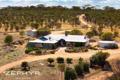 /international/au/1565-wogarl-west-road-cramphorne-wa-700406536/