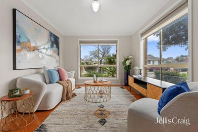 /international/au/8-digby-court-coolaroo-vic-151318296/