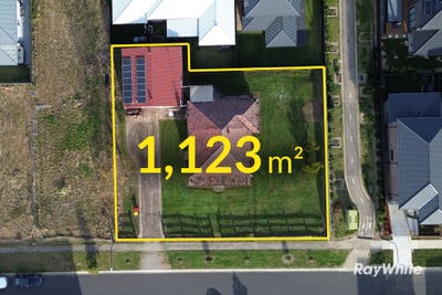 /international/au/216-sydney-street-grantham-farm-riverstone-nsw-148312560/