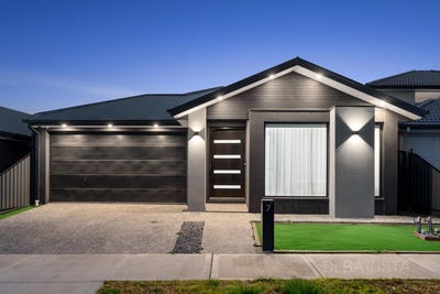 /international/au/7-callicoma-street-mickleham-vic-148604236/?lang=en