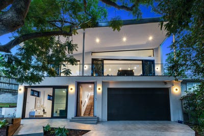 /international/au/5-raphael-drive-hornsby-heights-nsw-151332084/