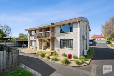 /international/au/1-39-regent-street-sandy-bay-tas-152607112/