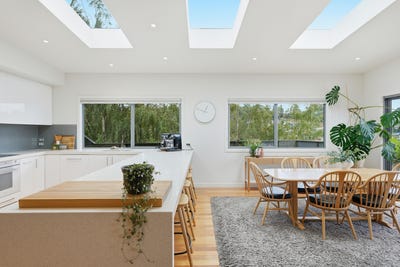 /international/au/10-hamelheath-way-newstead-tas-150753816/