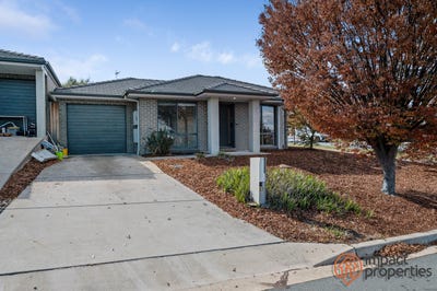/international/au/21-nordeck-street-casey-act-151142944/
