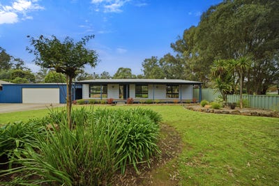 /international/au/11-mckenzie-street-murchison-vic-151391648/