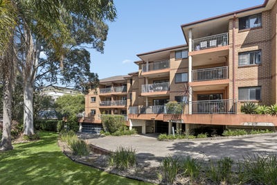 /international/au/26-12-clubb-crescent-miranda-nsw-152606876/