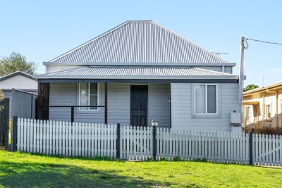 /international/au/53-woodford-street-maclean-nsw-151327348/