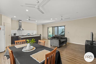 /international/au/30b-piggott-way-broome-wa-152387480/