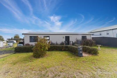 /international/au/78-brackin-street-armidale-nsw-151262508/