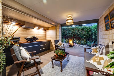 /international/au/37-sunnyside-way-aveley-wa-151284432/
