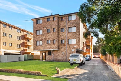 /international/au/11-41-campbell-street-liverpool-nsw-148544560/