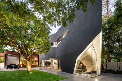 /international/au/22-kent-court-toorak-vic-151039832/