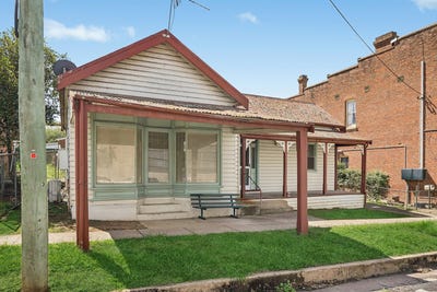 /international/au/95-kiewa-street-manildra-nsw-150783728/