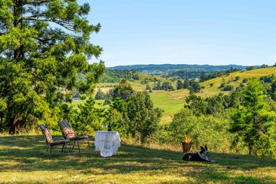 /international/au/222-hewitt-road-booerie-creek-nsw-700404408/