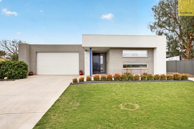 /international/au/15-nelson-street-darley-vic-152659860/