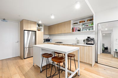 /international/au/202-2b-williamstown-road-kingsville-vic-152641540/