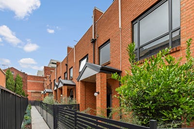/international/au/3-105-palmerston-street-carlton-vic-151397468/