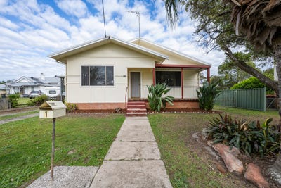 /international/au/1-morrison-street-grafton-nsw-152683140/