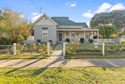 /international/au/57-ferrier-street-lockhart-nsw-151545988/