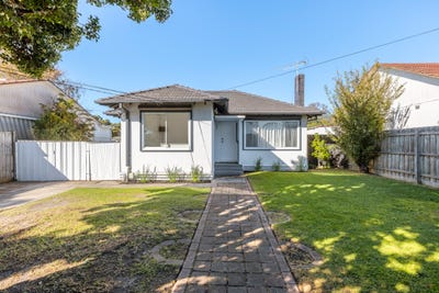 /international/au/22-plantation-avenue-frankston-north-vic-151245004/