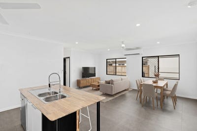 /international/au/8-lapwing-place-smithfield-qld-151303280/