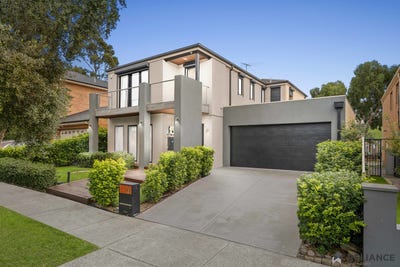 /international/au/3-watersedge-way-roxburgh-park-vic-150880568/