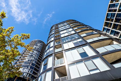/international/au/803-220-melrose-drive-phillip-act-152106620/