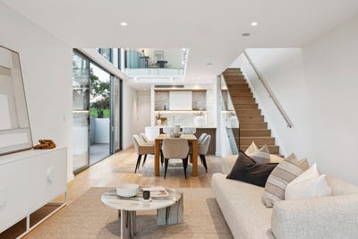/international/au/6-48-stuart-street-griffith-act-150831568/