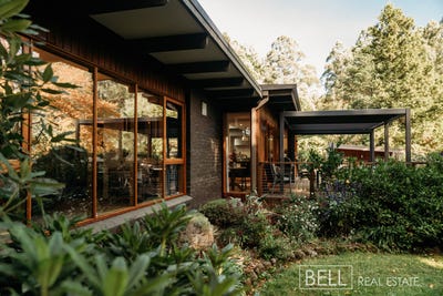 /international/au/168-172-falls-road-olinda-vic-151050460/