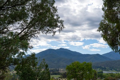 /international/au/27-buckland-street-tawonga-south-vic-204456172/